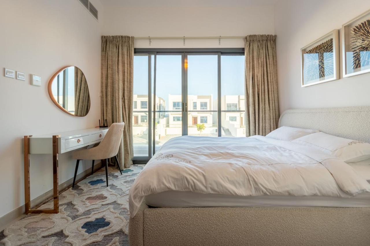 Al Dana Sea View Villa Fujairah Bagian luar foto
