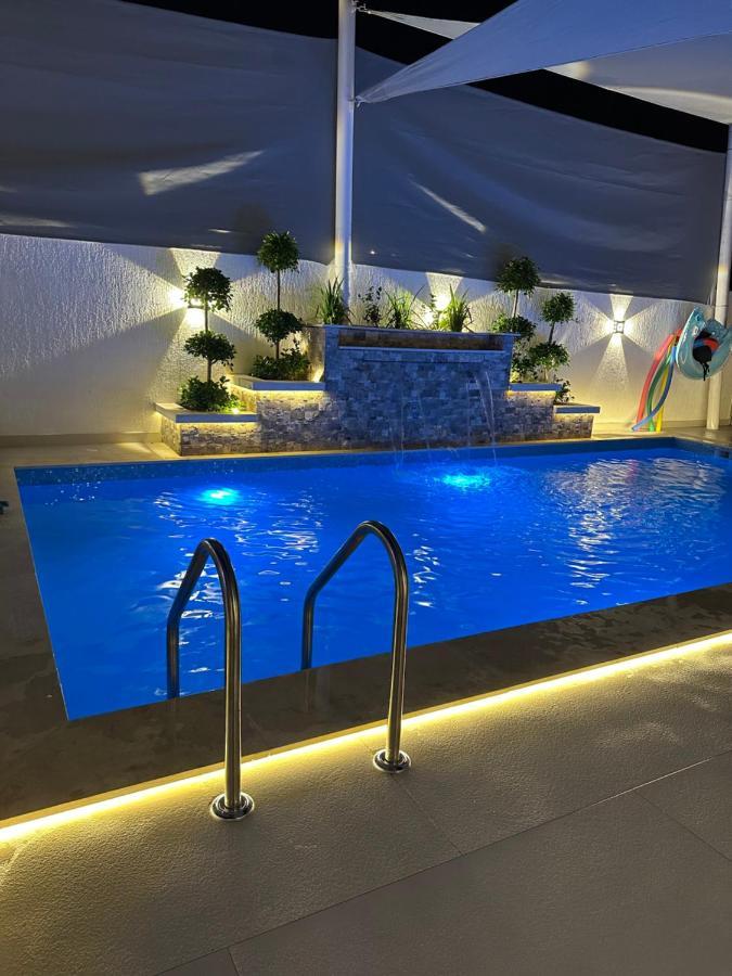 Al Dana Sea View Villa Fujairah Bagian luar foto
